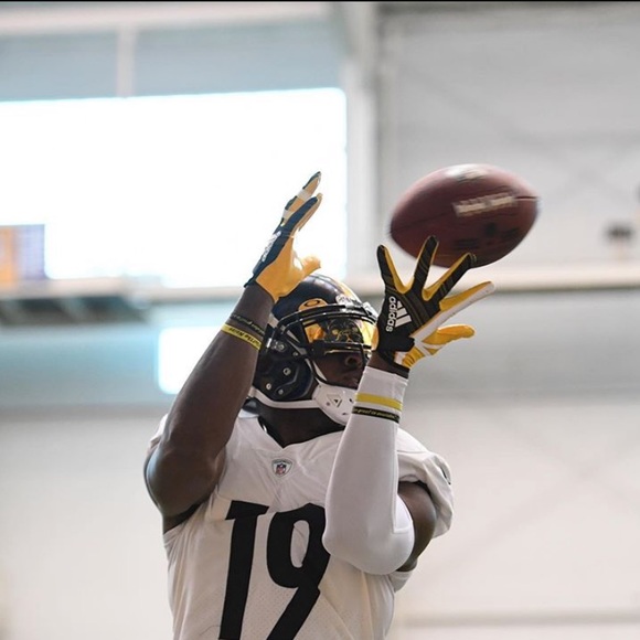 Meet your Posher, Julian - Picture 1 of 1